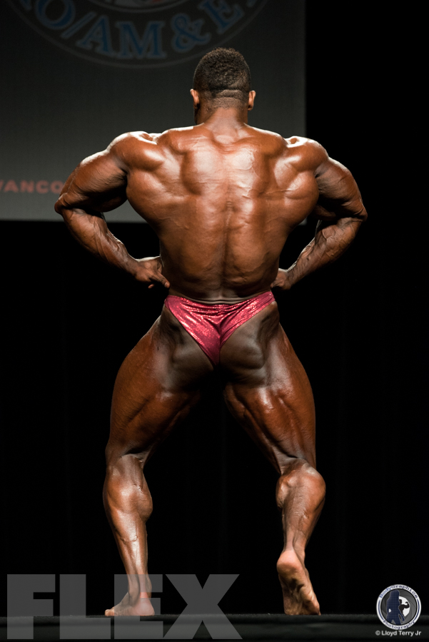 Bodybuilders vs. Powerlifters Muscle & Fitness